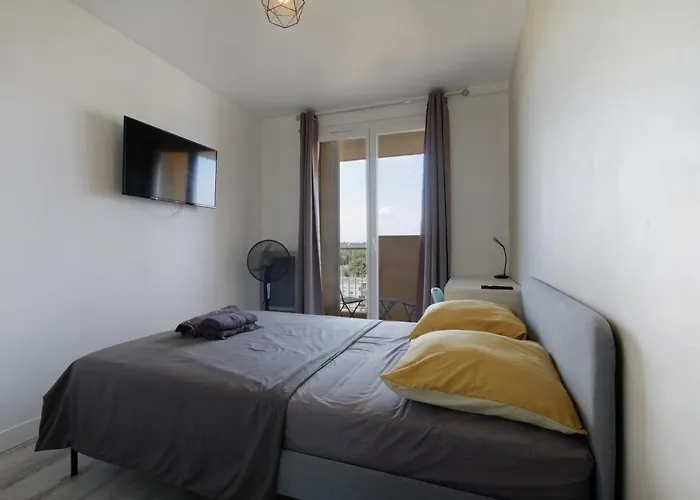 Le Beaulieu * Appartement 4 Chambres * 8Pers * Clim * Parking * Balcon
